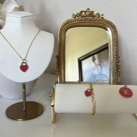 Dior Pink Heart Zipper Pull on Gold Chain - Picture 3 of 3